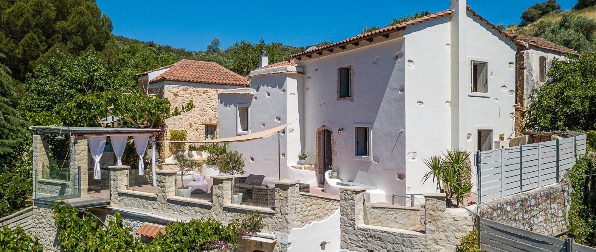 Verekinthos Villas - Pool, Hot Tub, Bbq, Kids Playground, Stunning Mountain Views Yerolákkos エクステリア 写真