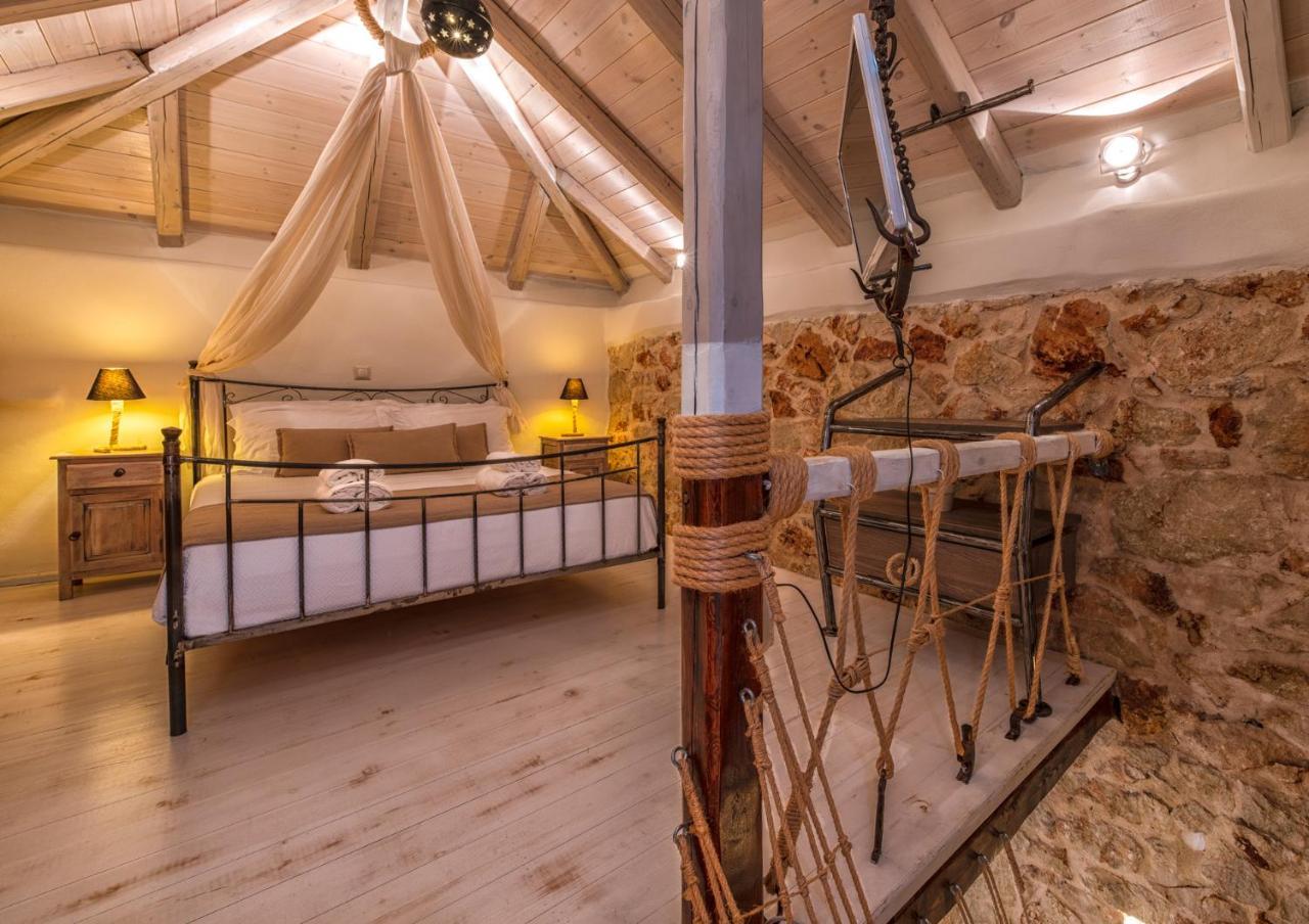 Verekinthos Villas - Pool, Hot Tub, Bbq, Kids Playground, Stunning Mountain Views Yerolákkos エクステリア 写真